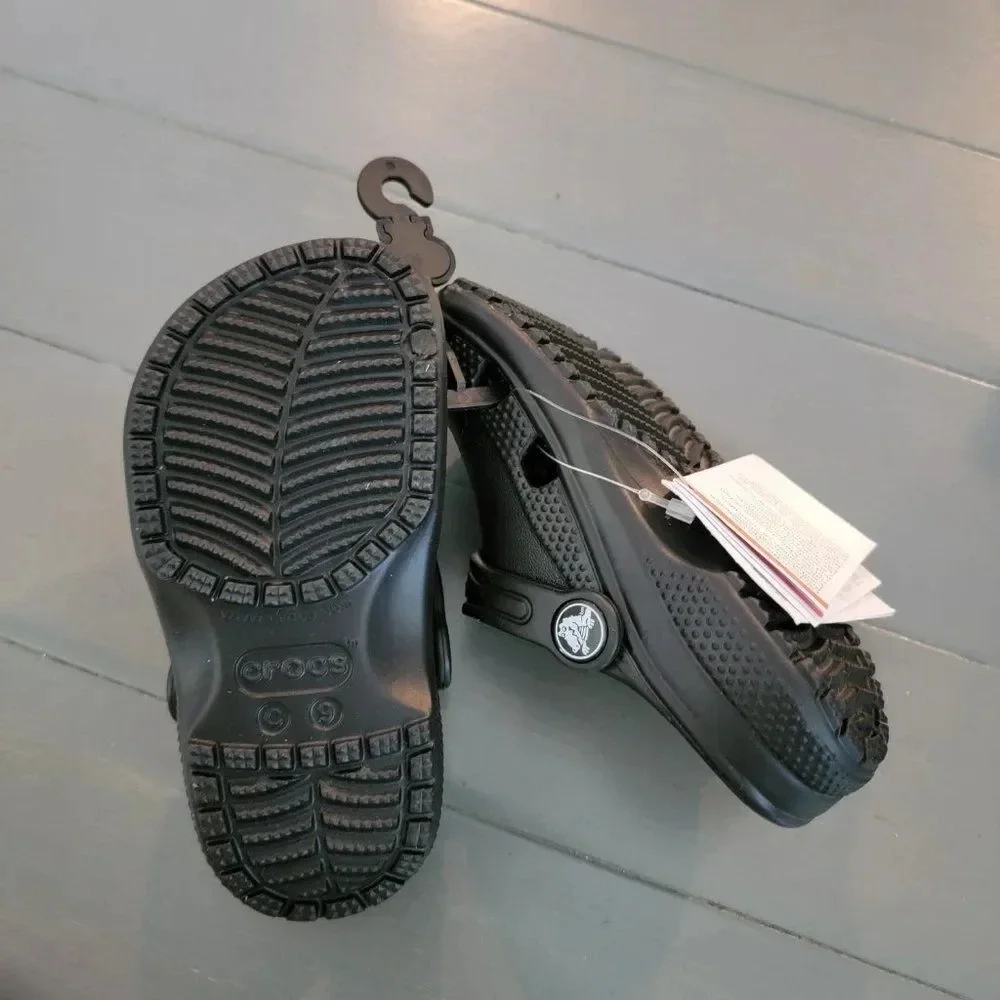Crocs Kids Black Classic Pull On Back Straps Clog Size C9